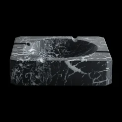 1977 Nero Ash Tray