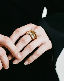 Olive Quartz Wave Stackable Ring